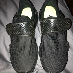 Woman’s Nike sneakers